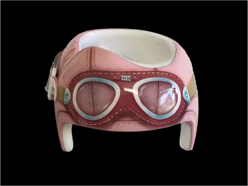 airbrush-design-berlin-cranioform-fliegerhelm-pink